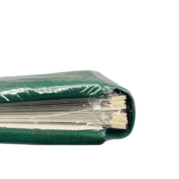 Creative Memories Scrapbook Album Forest Green 15 Pages Old Style Sealed 12X12 - Picture 3 of 5